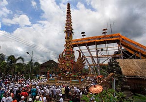 Download this Upacara Ngaben Bali picture