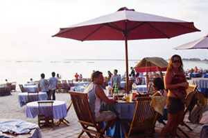 jimbaran beach seafood dinner